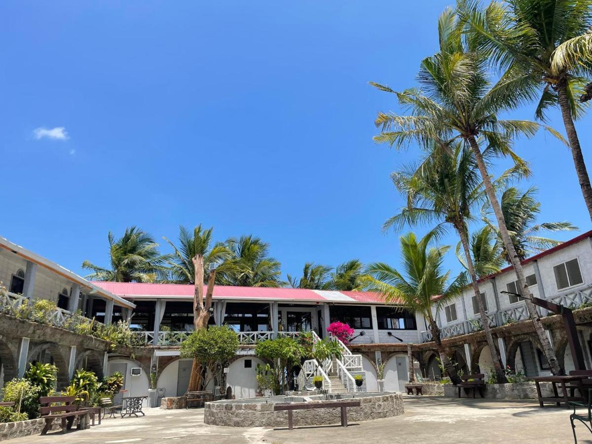 Sunbloom Beachfront Hotel And Restaurant Zambales Sinabacan Esterno foto
